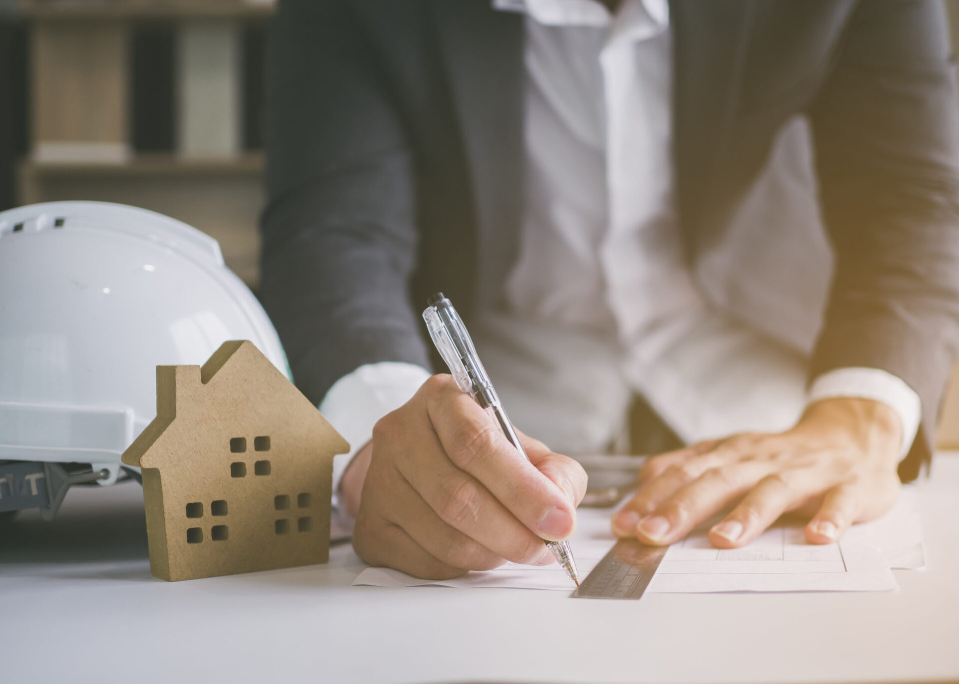 Angebote von Manfred Schenk: Umfassende Dienstleistungen